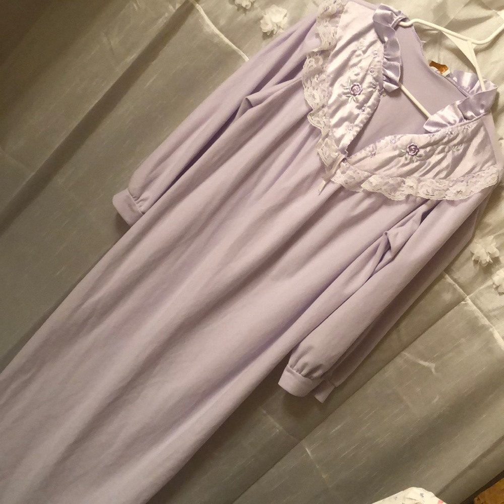 Vintage nightgown